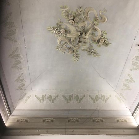 Bohemian Apartment Terrace Downtown Катания Екстериор снимка